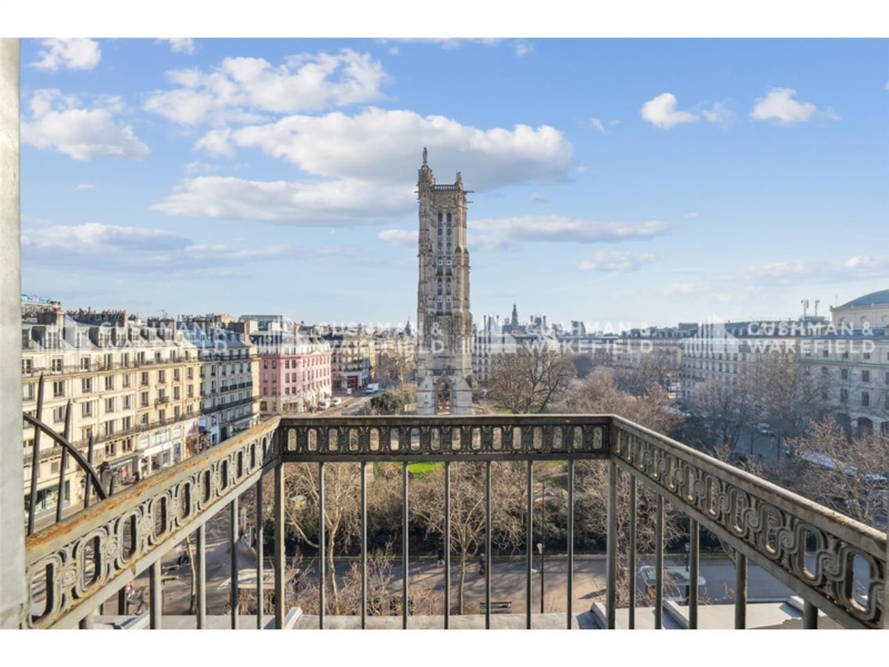 Cushman & Wakefield vous propose une surface de b