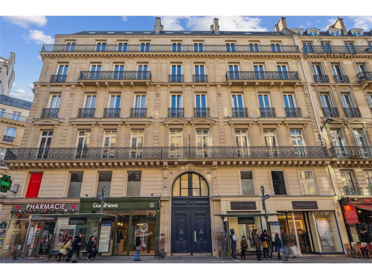 Cushman & Wakefield vous propose une surface de b