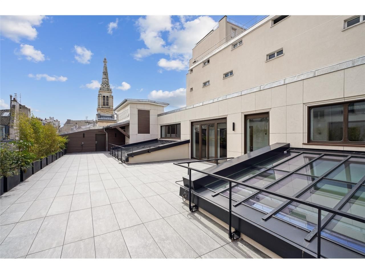 Découvrez un espace de travail exceptionnel au co