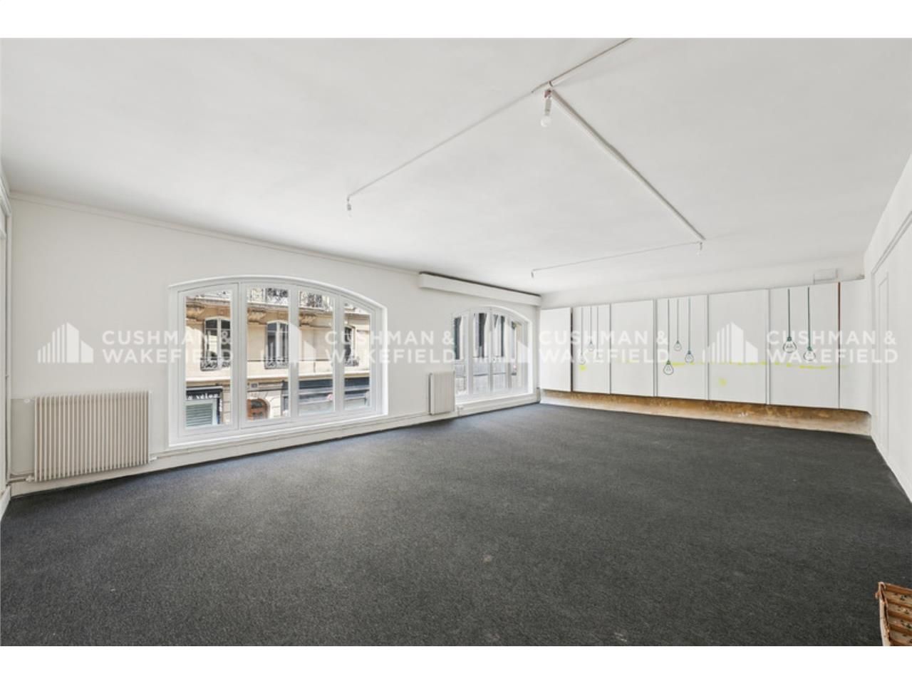 Cushman & Wakefield vous propose une surface de b