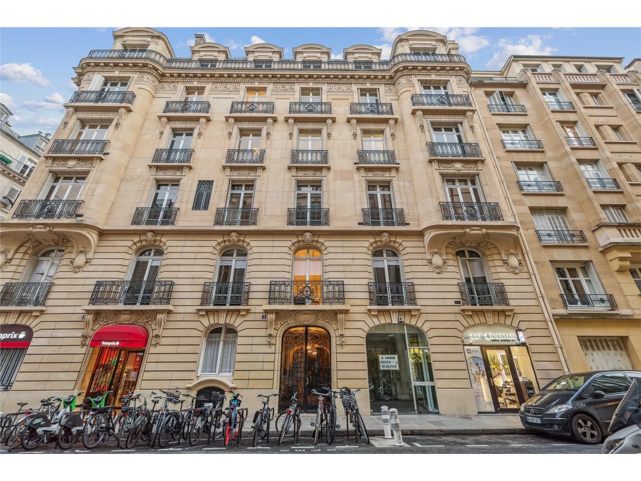 Cushman & Wakefield vous propose trois plateaux d