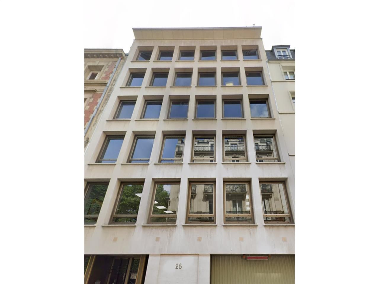 PRESTATION DE SERVICES - BUREAUX À LOUER PARIS 8