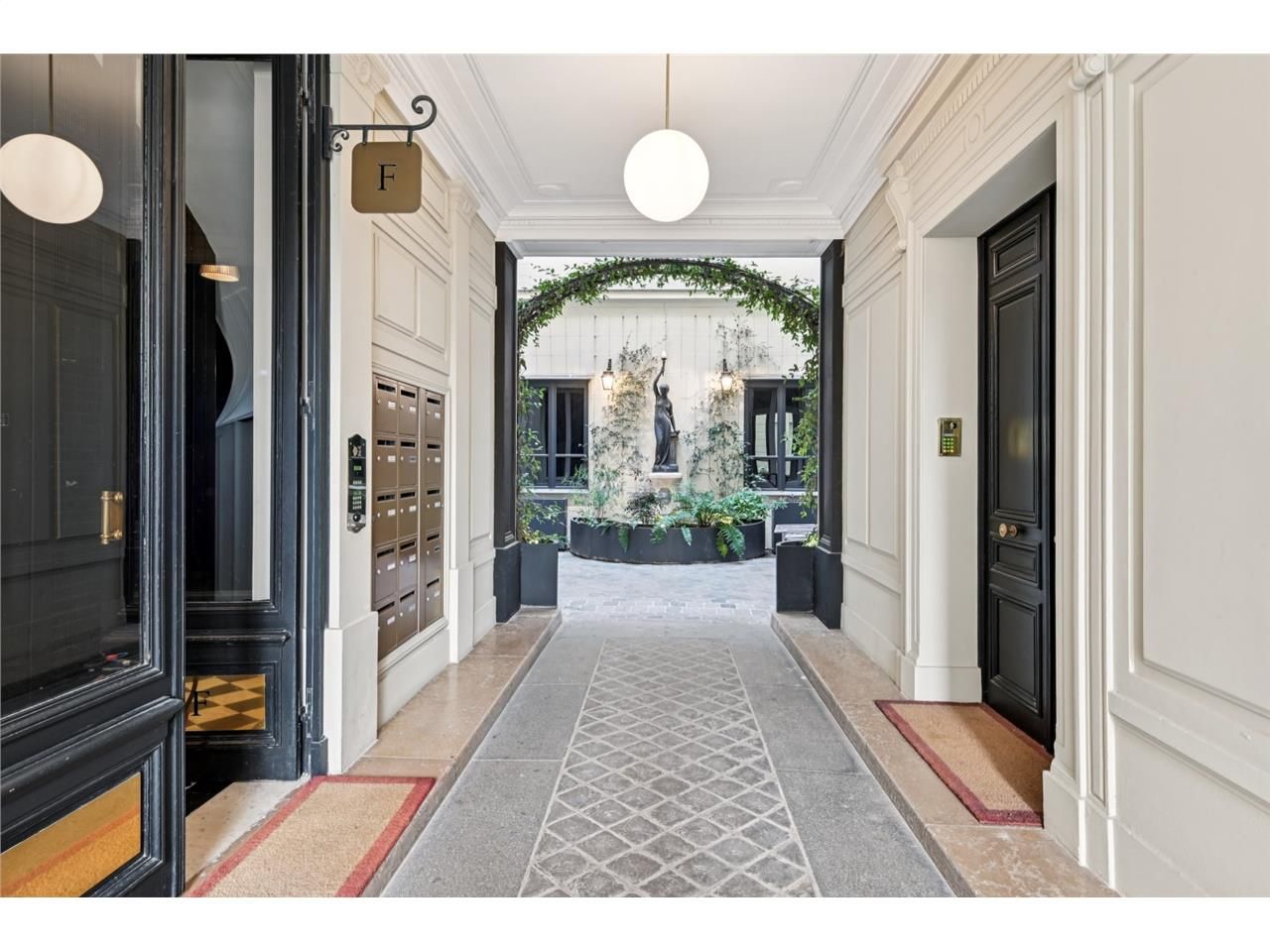 Cushman & Wakefield vous propose des bureaux/show