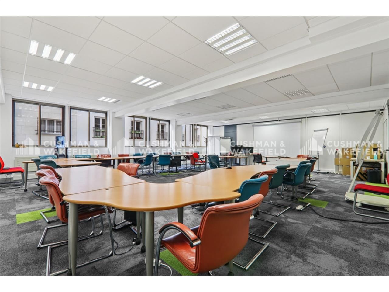 À deux pas du métro Félix Faure (ligne 8), découv