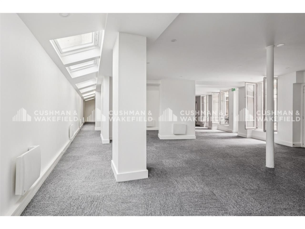 Cushman & Wakefield vous propose une surface de b