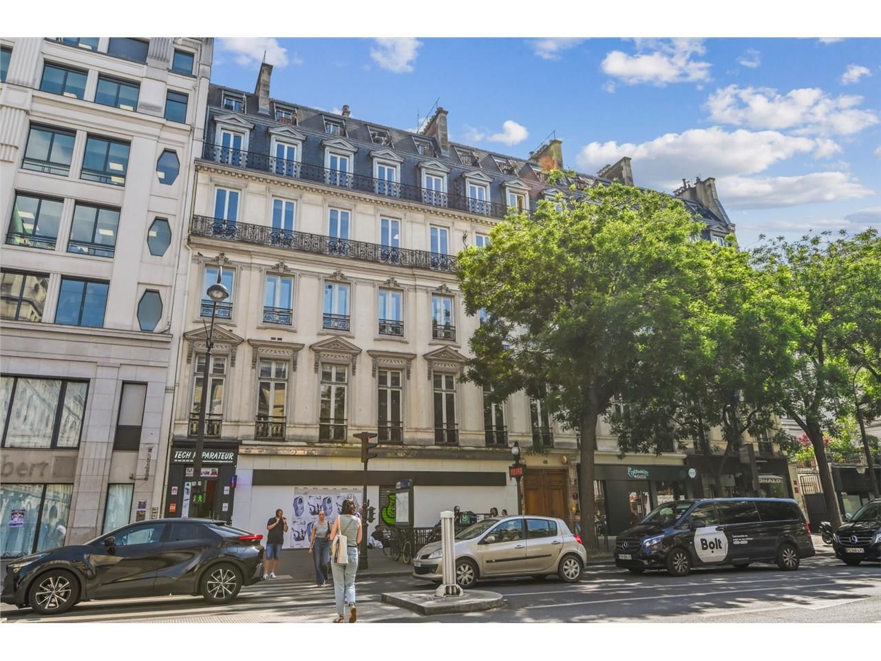 Cushman & Wakefield vous propose une surface de b