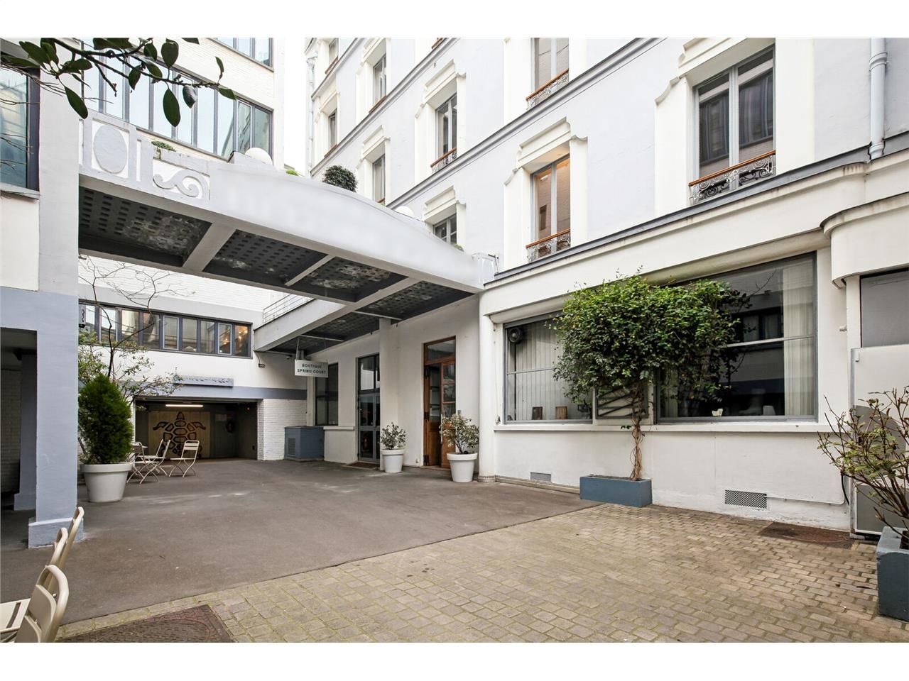 Au coeur du 11ème arrondissement de Paris, au 5 P