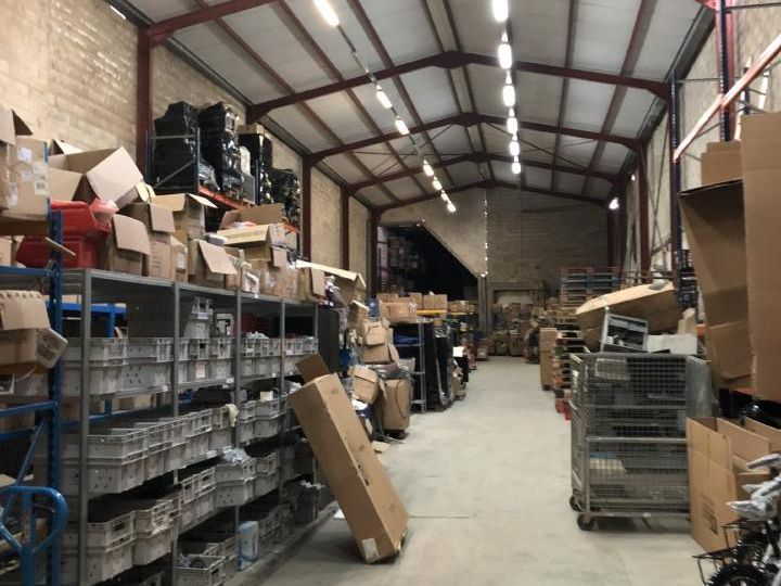 Location Activité 1169 m² non divisibles 93170 Bagnolet