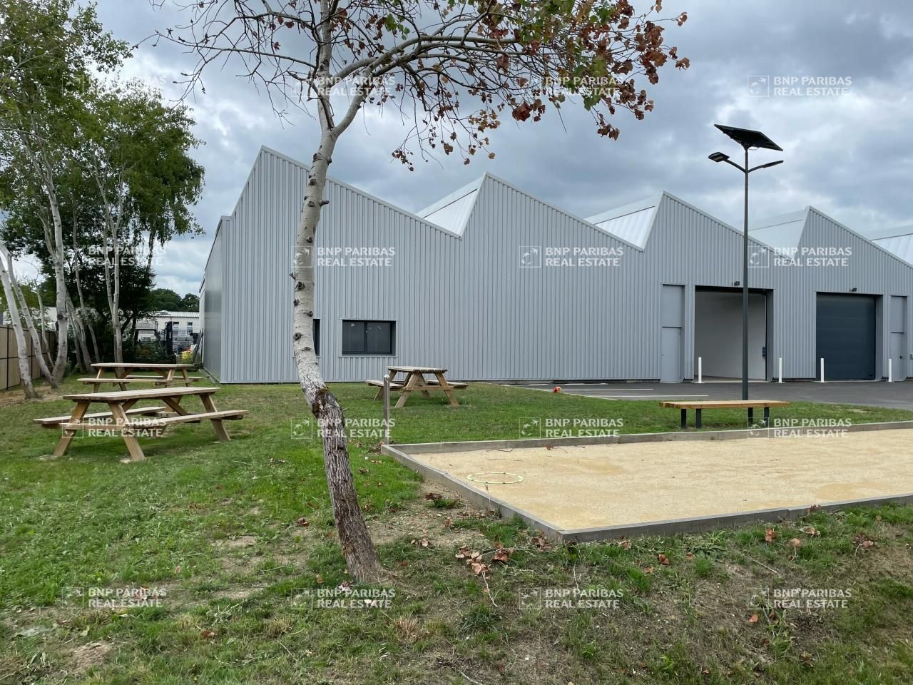 Location Activité 330 m² non divisibles 44470 Carquefou