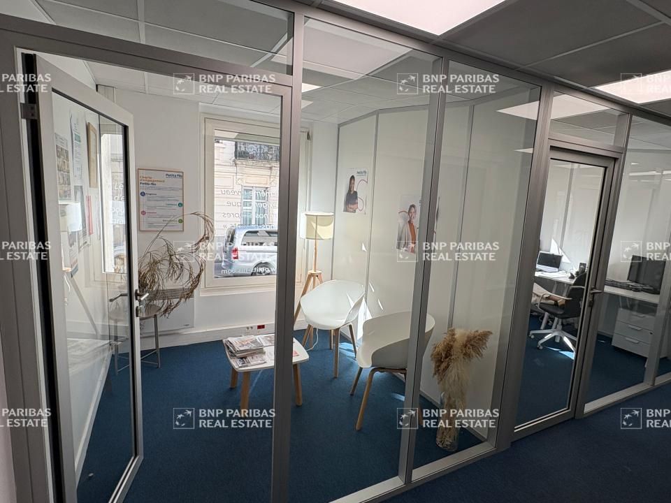 Location Bureaux 168 m² non divisibles 37000 Tours