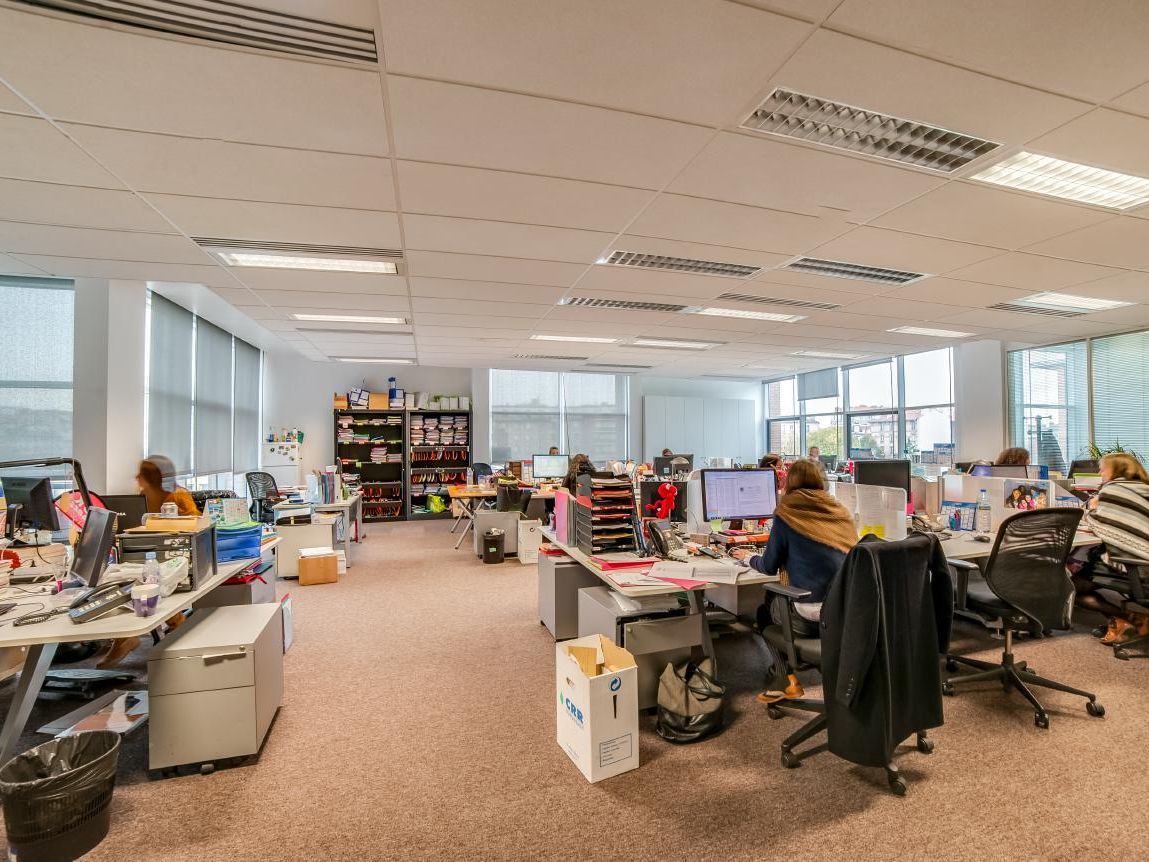 350 m² pour ce bureaux en location à Ivry sur seine