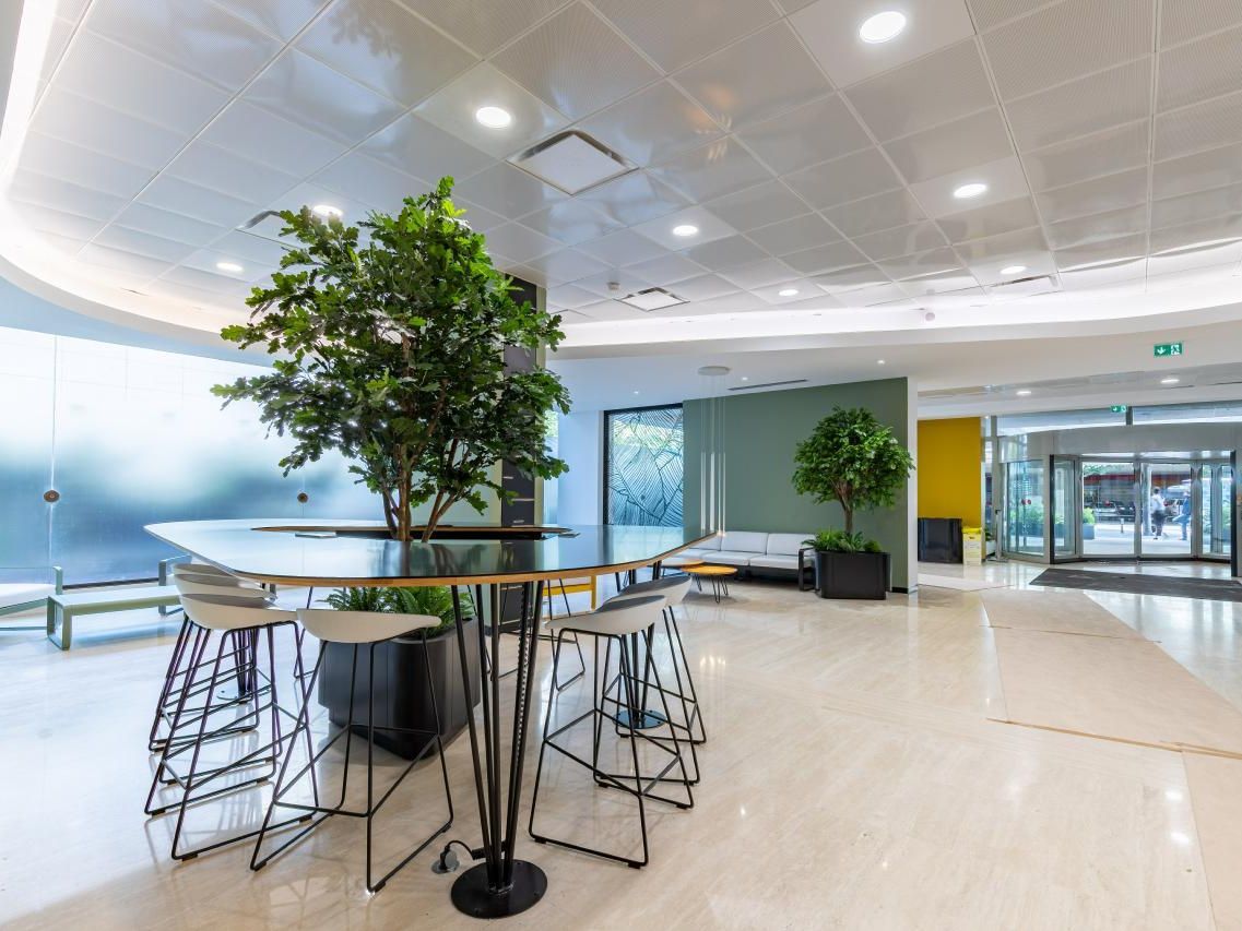 5299 m² pour ce bureaux en location à Paris