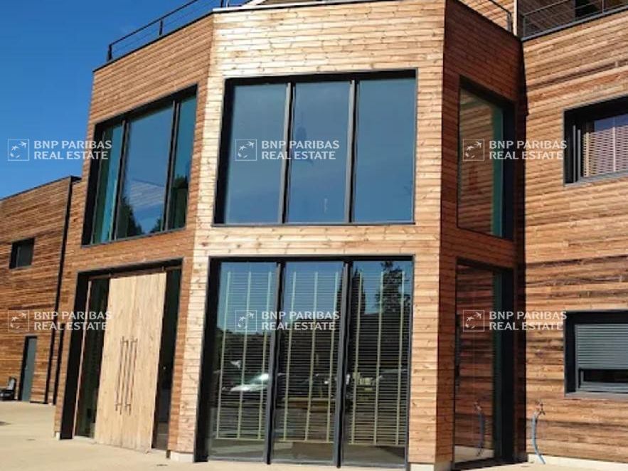 1671 m² pour ce bureaux en vente à Saint-rémy-de-provence