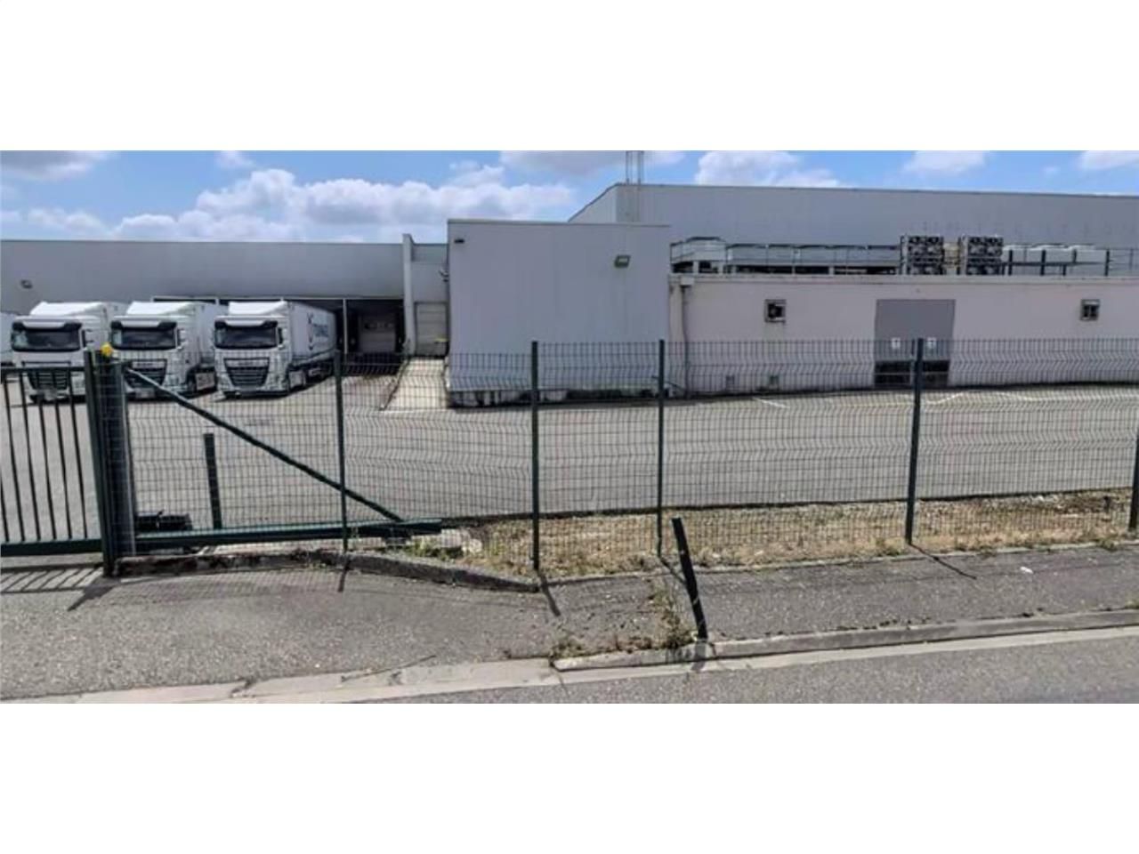 Cushman & Wakefield vous présente un entrepôt fon