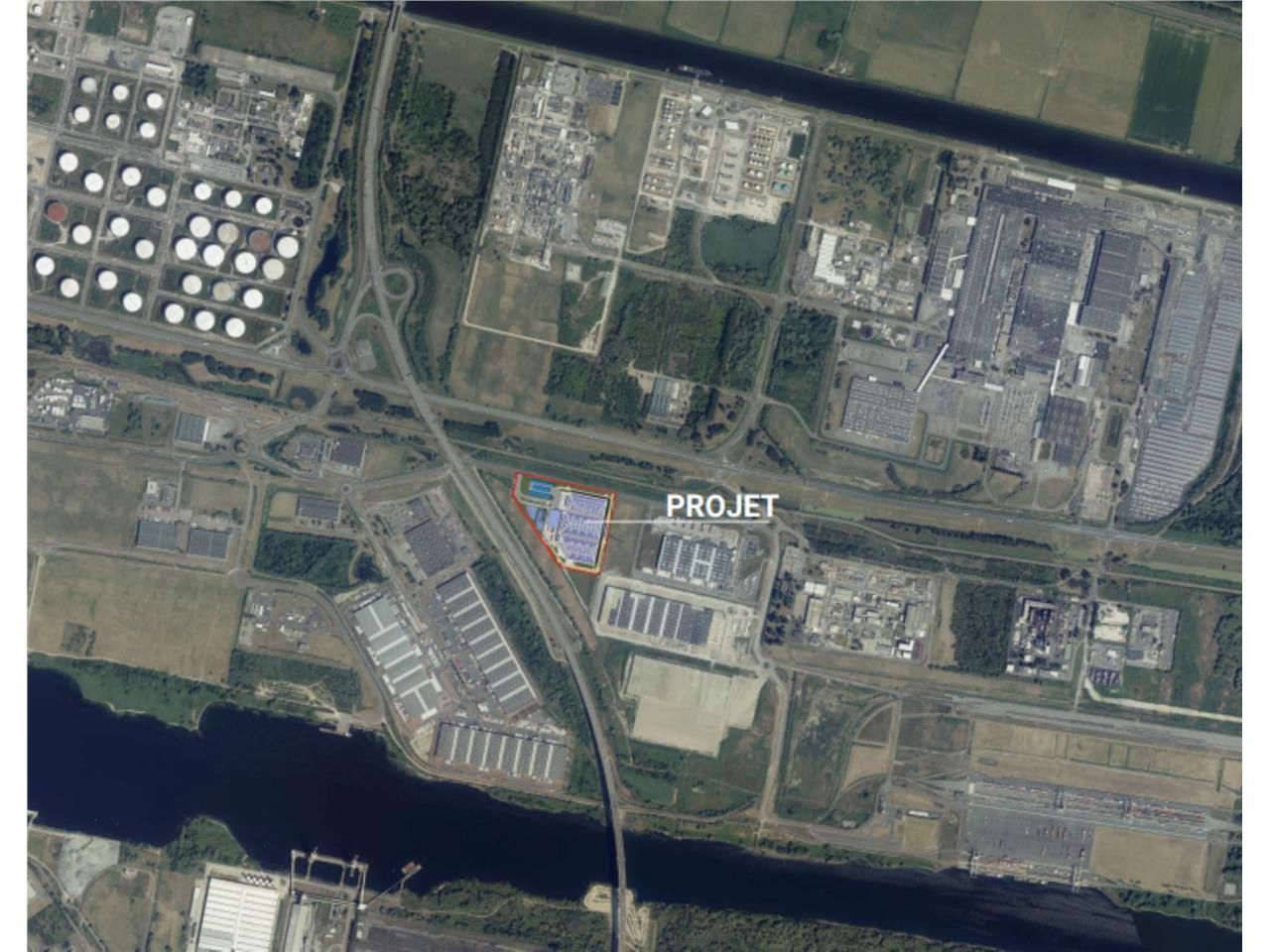 Entrepôts de 6593 m² non divisibles à Louer à OUD