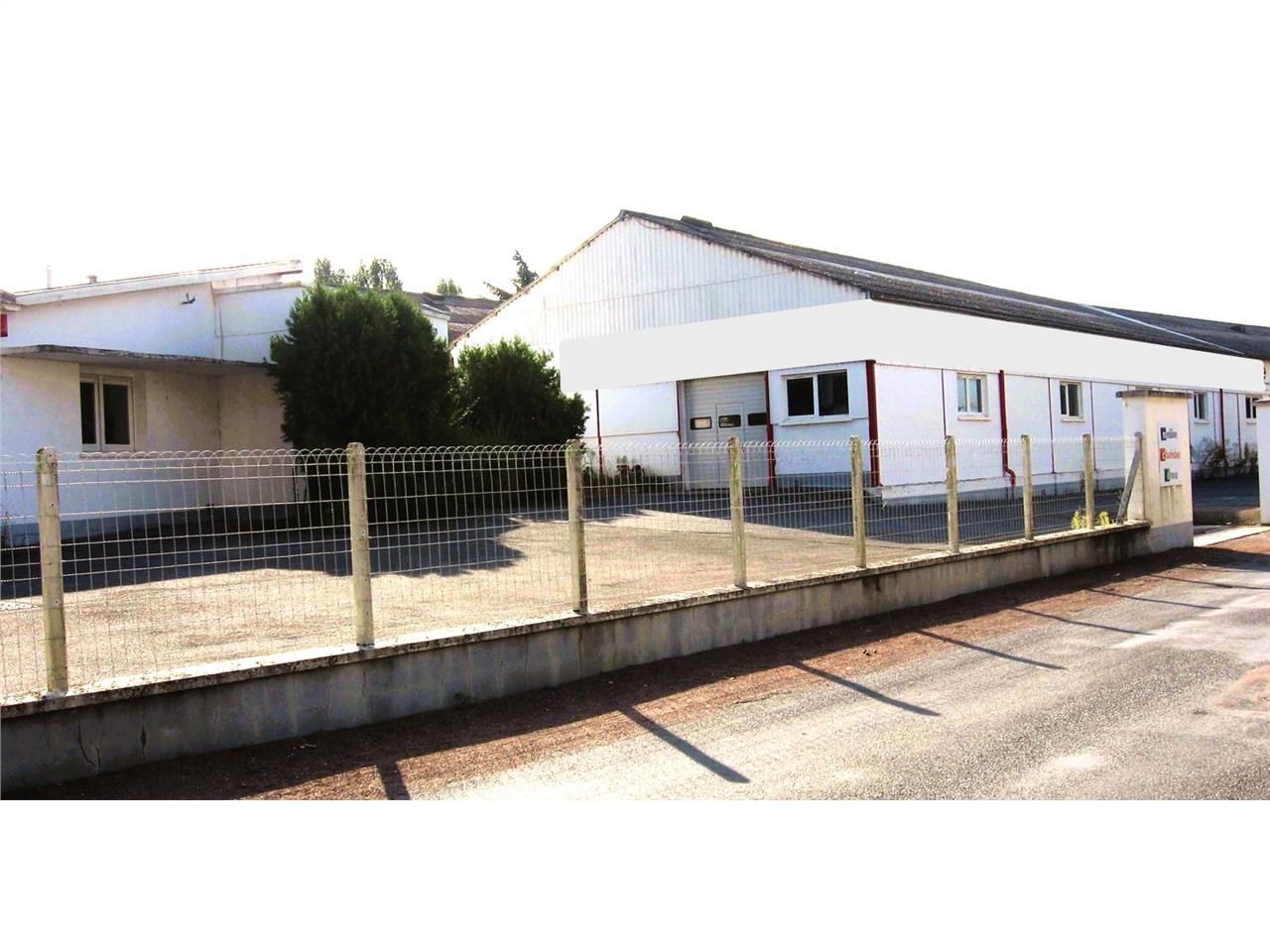 A vendre / à louer ; Cushman & Wakefield a le pla