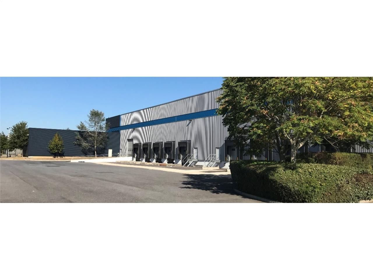 C&W a le plaisir de vous proposer cet entrepôt lo