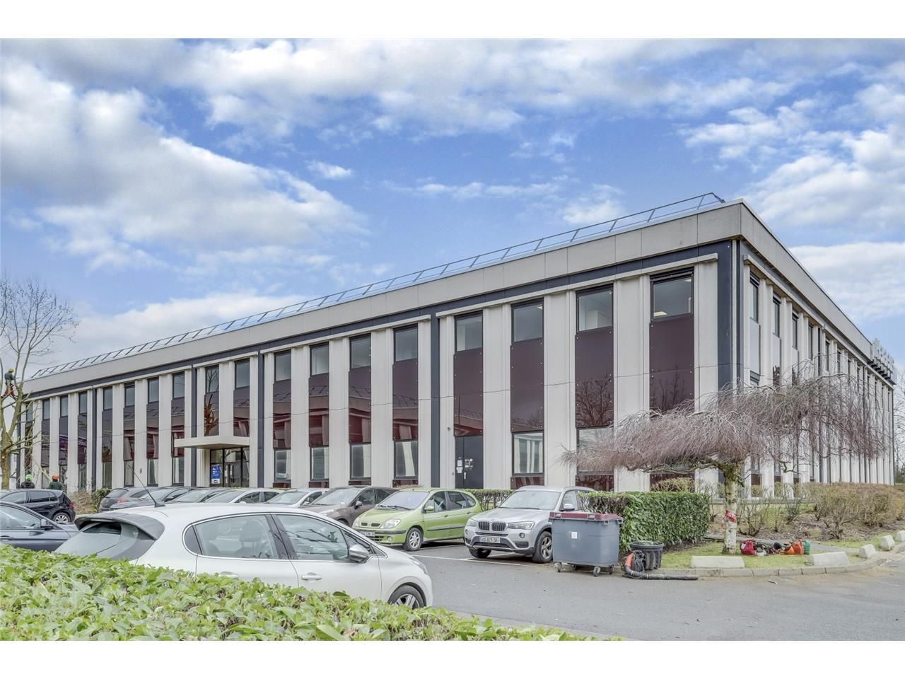 Nous vous proposons à la location des locaux d'ac