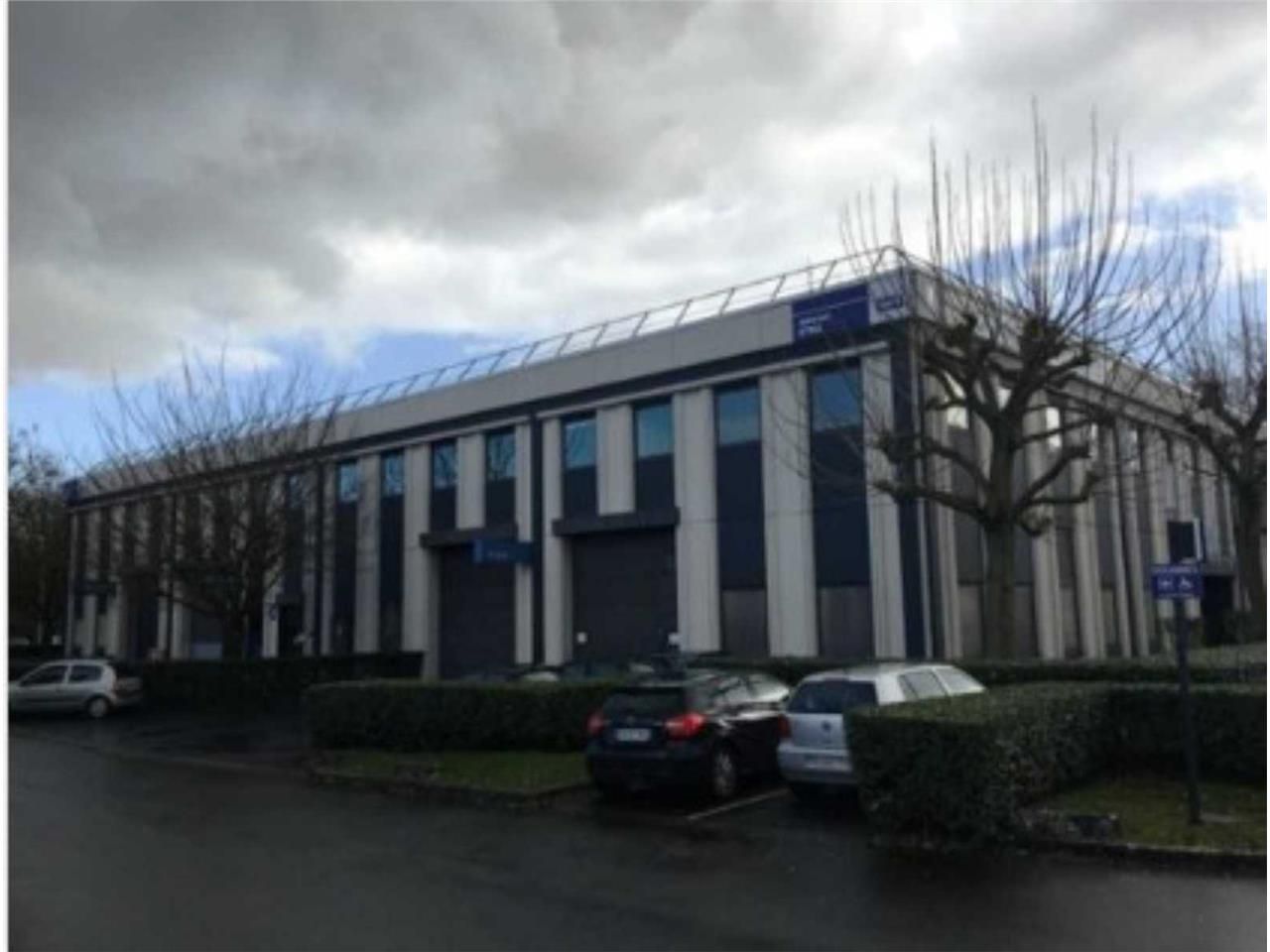 À la recherche d'un espace de bureau moderne et f