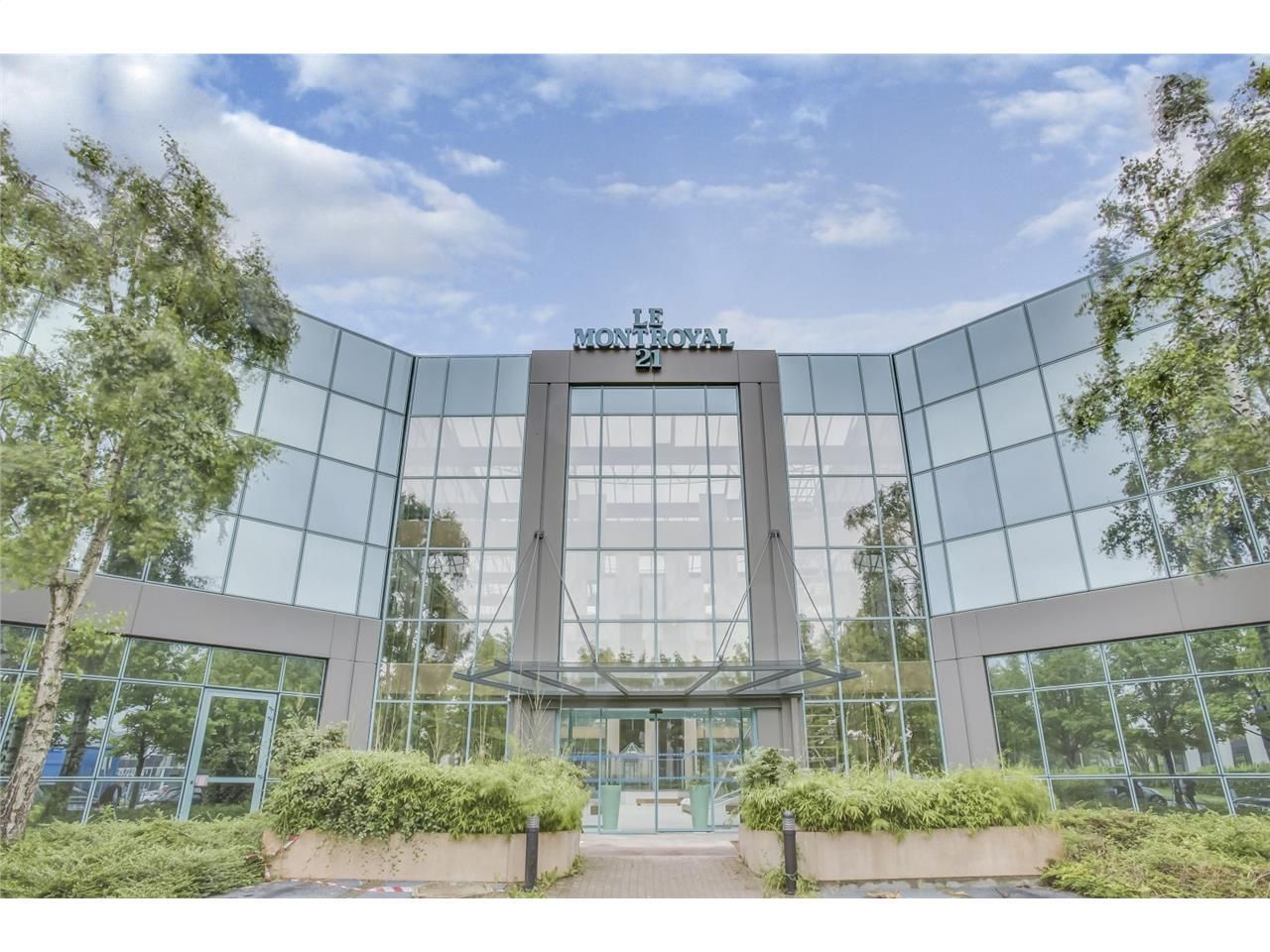 Nous avons le plaisir de vous présenter à la loca