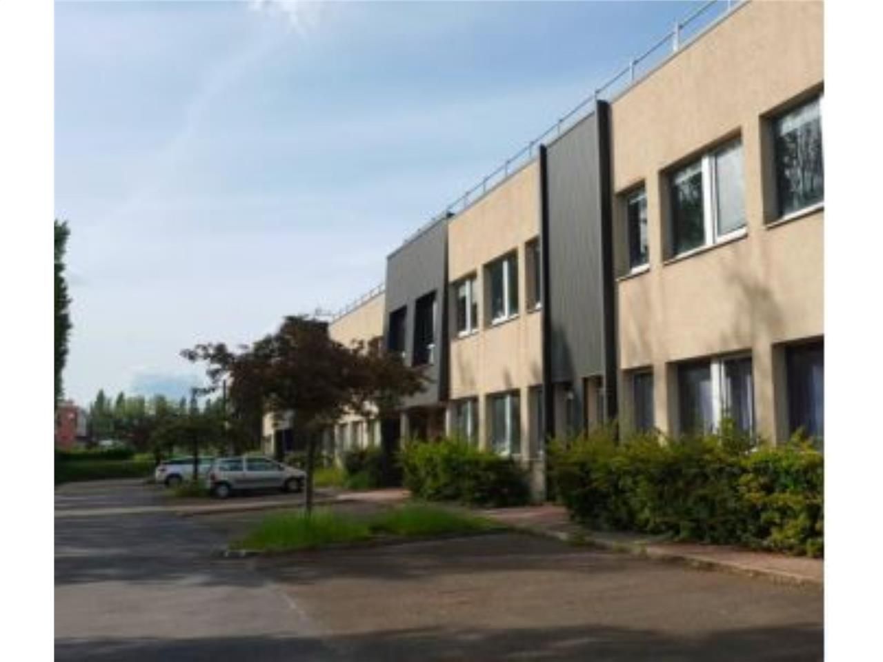 Nous vous proposons à la location des cellules d'