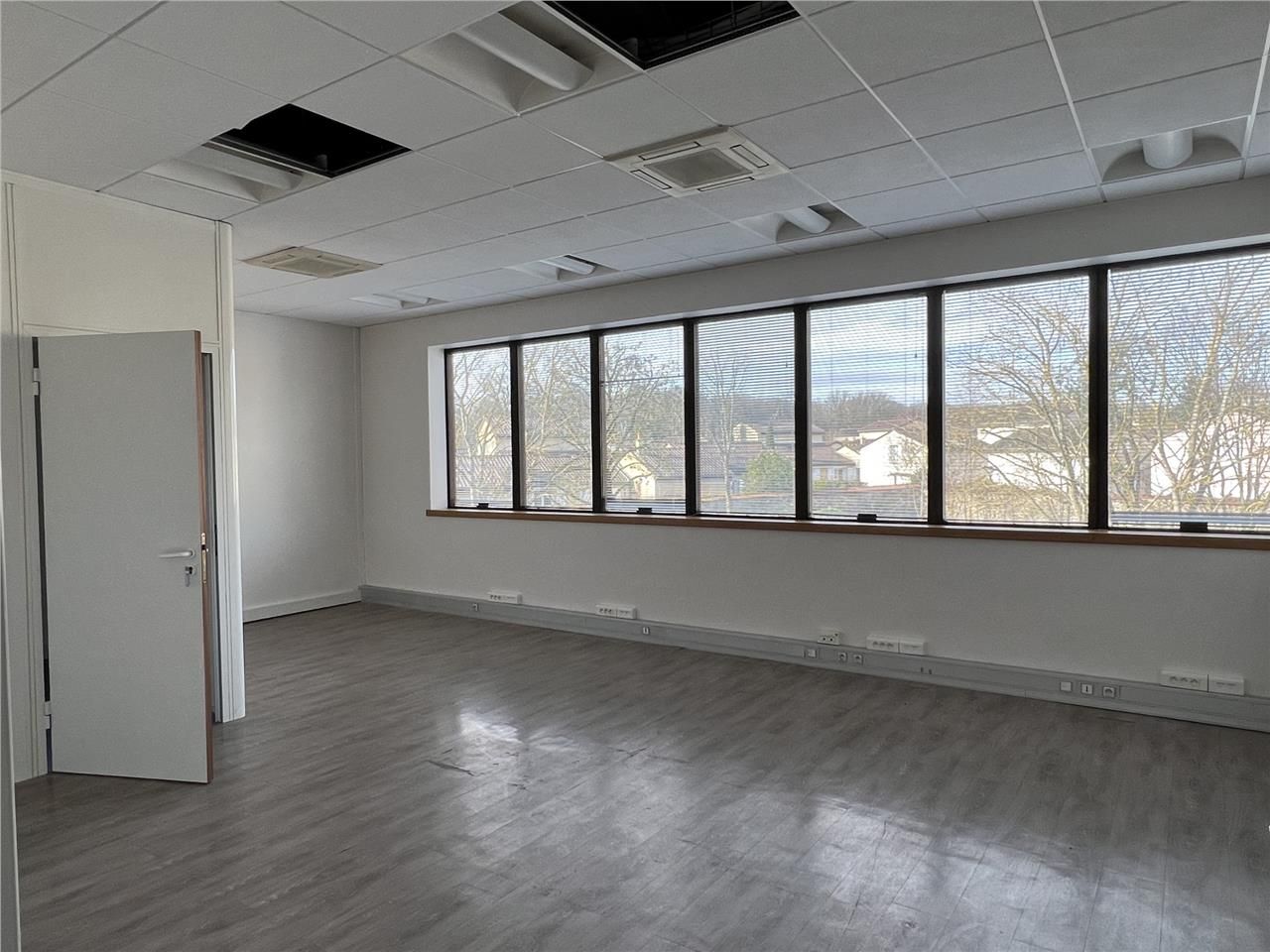 Nous vous proposons à la location des bureaux mod