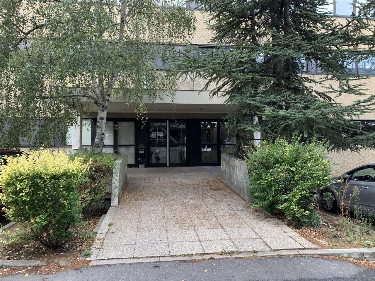 Situés à Antony, à seulement 10 minutes du RER B,