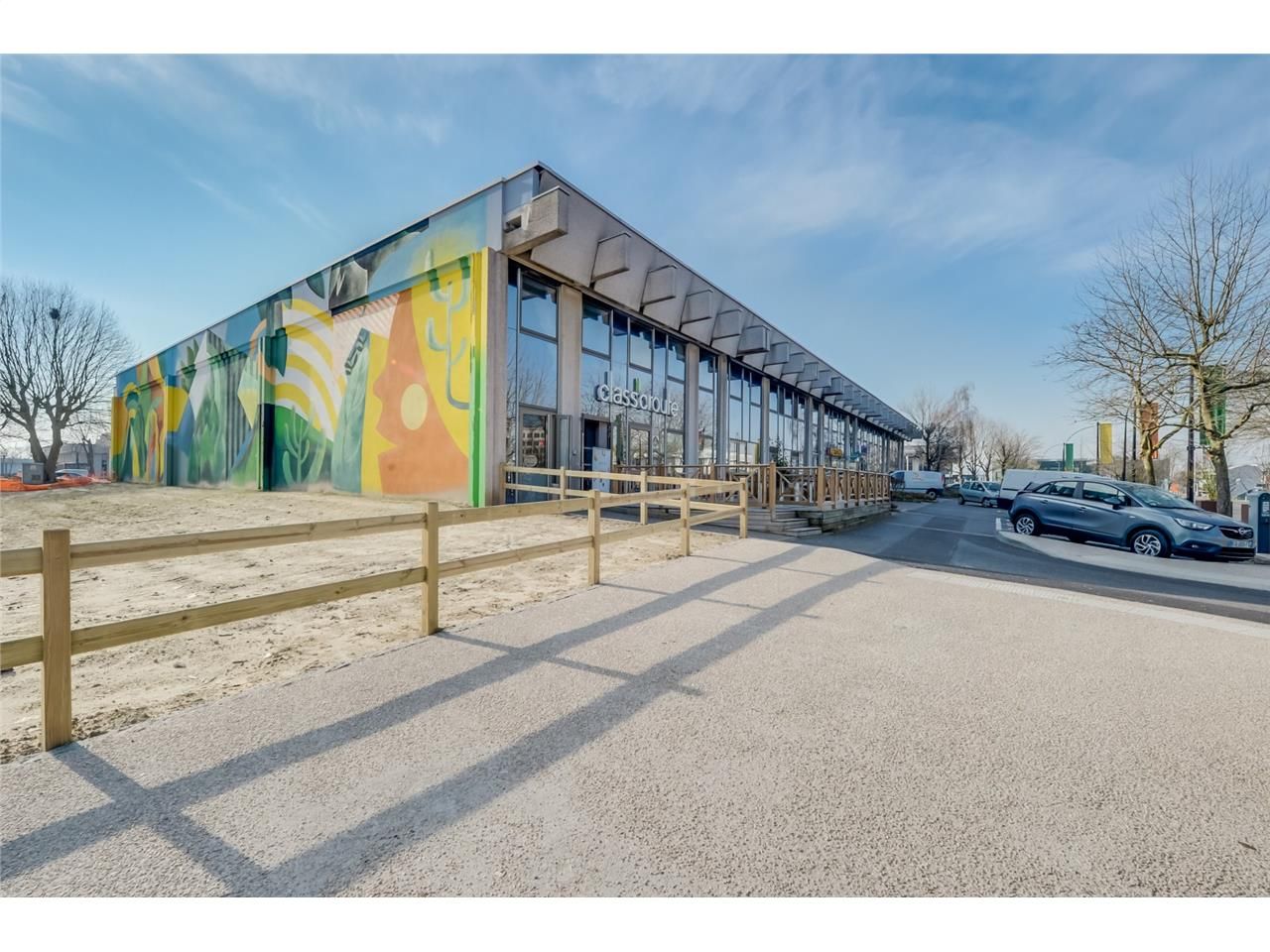 Bureaux à louer à Rungis.   Situé à seulement 7 k