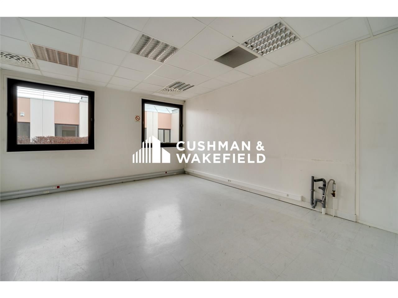 Nous vous proposons à la location plusieurs surfa