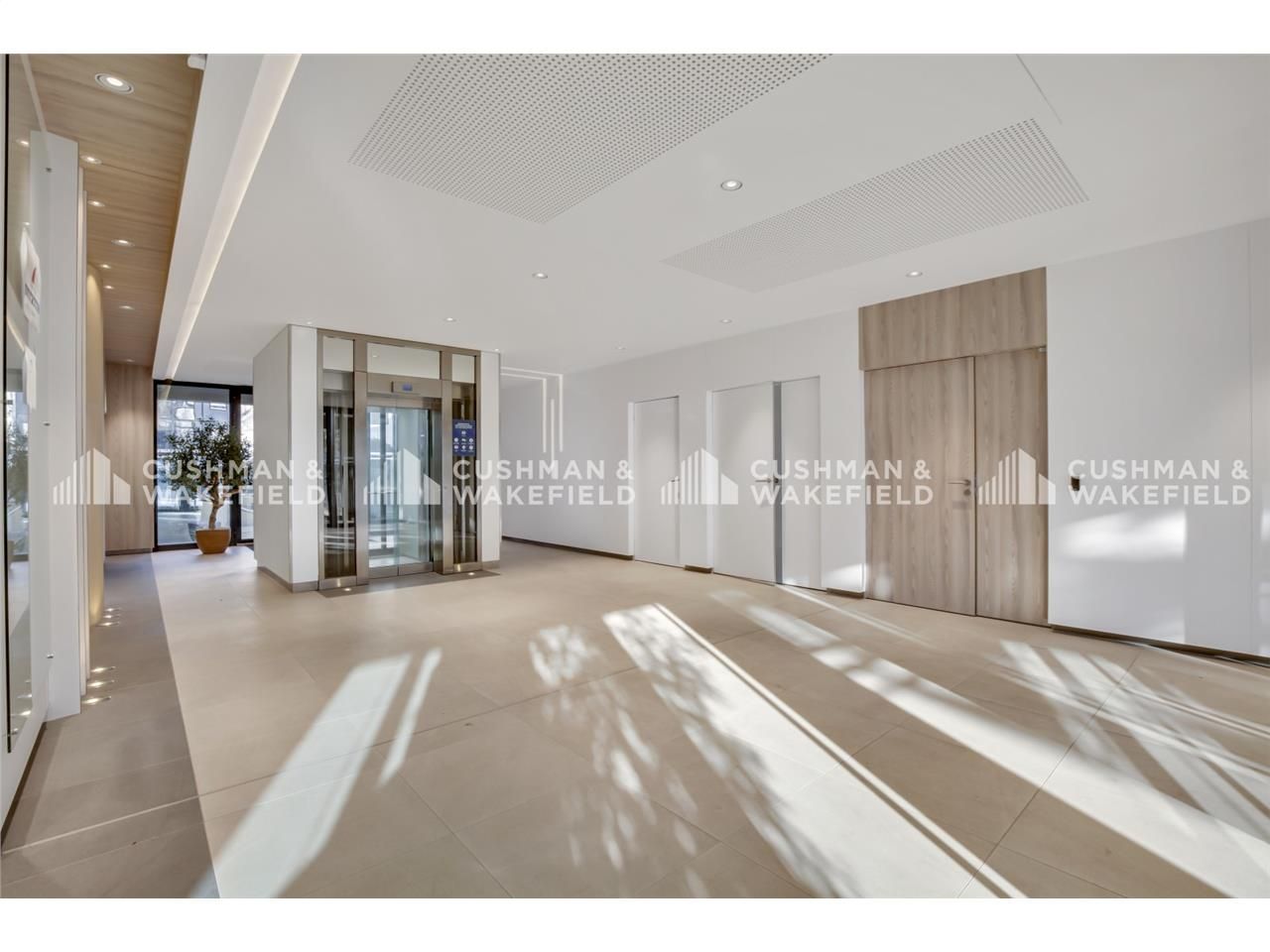 A louer, bureaux à Saint-Aubin.  Situé au coeur d