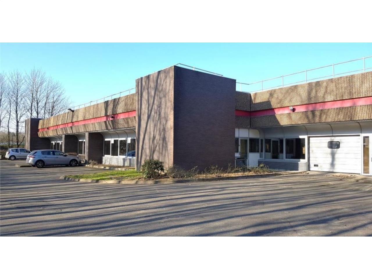 Nous vous proposons à la location des locaux d'ac