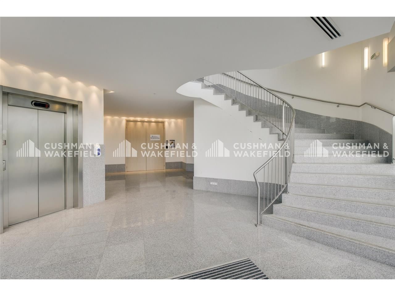 A louer, bureaux à Voisins le Bretonneux.  1 722 