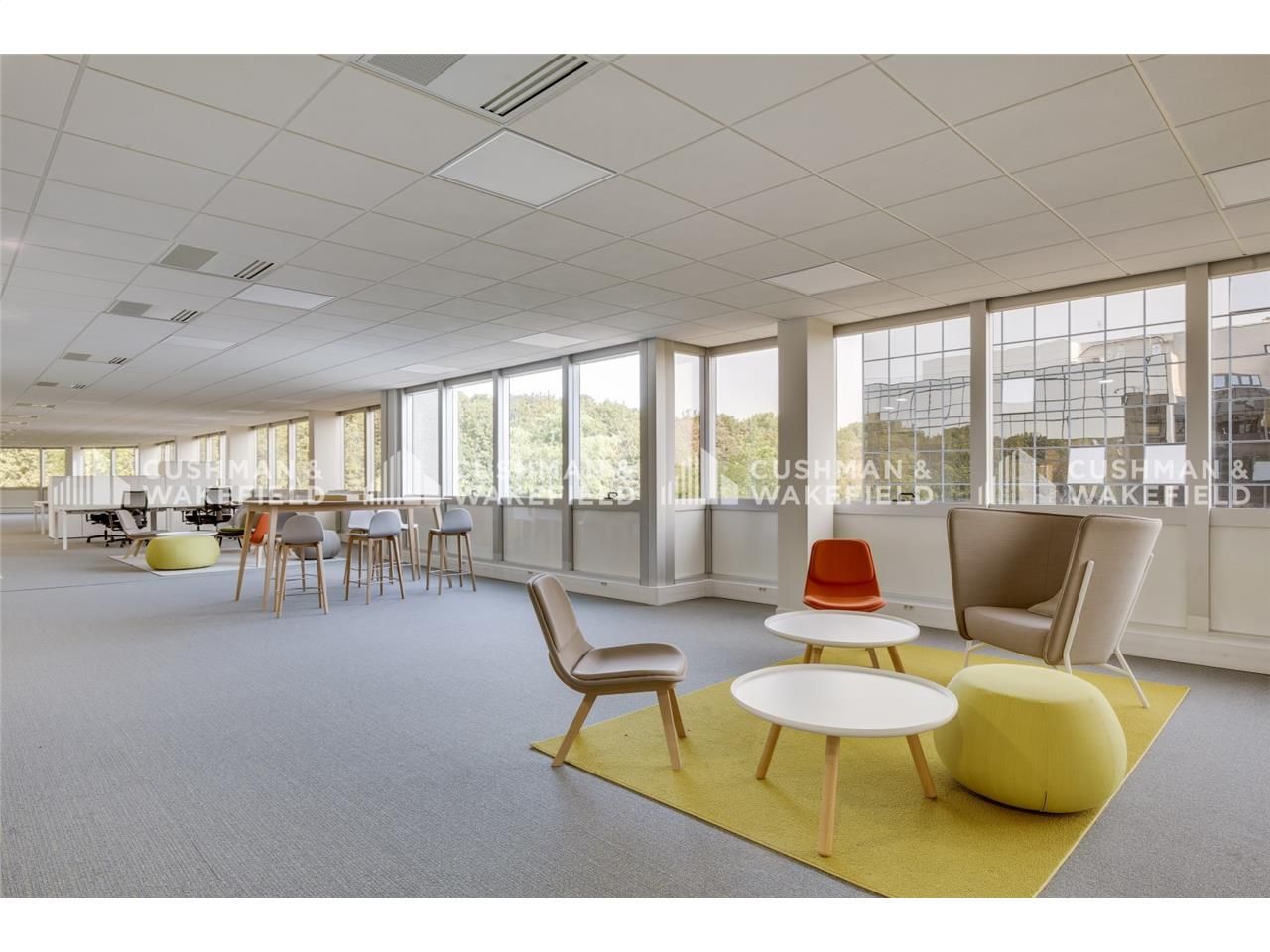 A louer, bureaux à Vélizy (78).  Au sein du pôle 