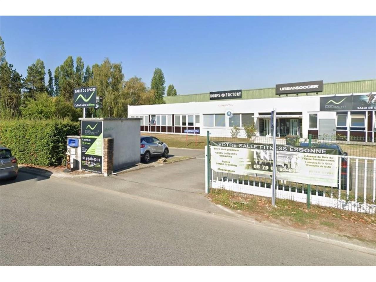 Découvrez ce local d'activité en rez-de-chaussée 