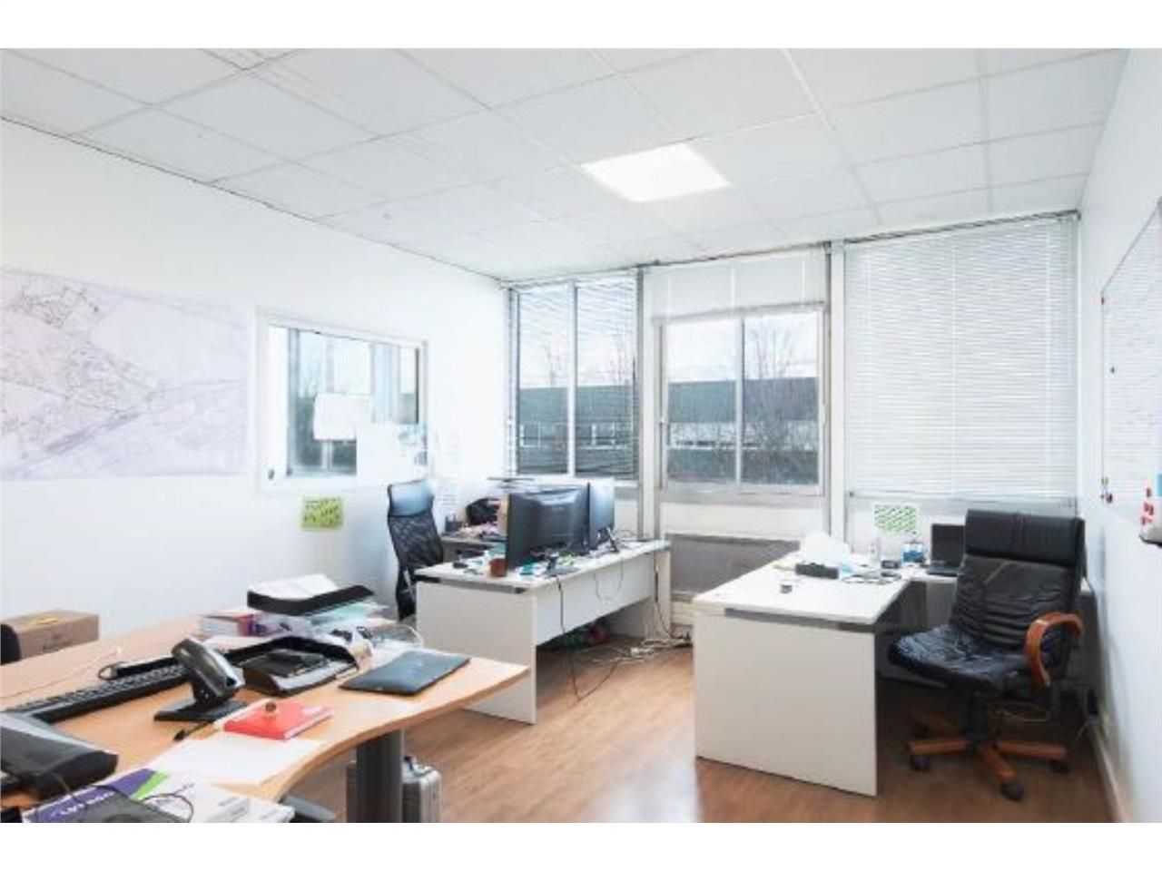 À Coignières, ces locaux d'activité avec bureaux 