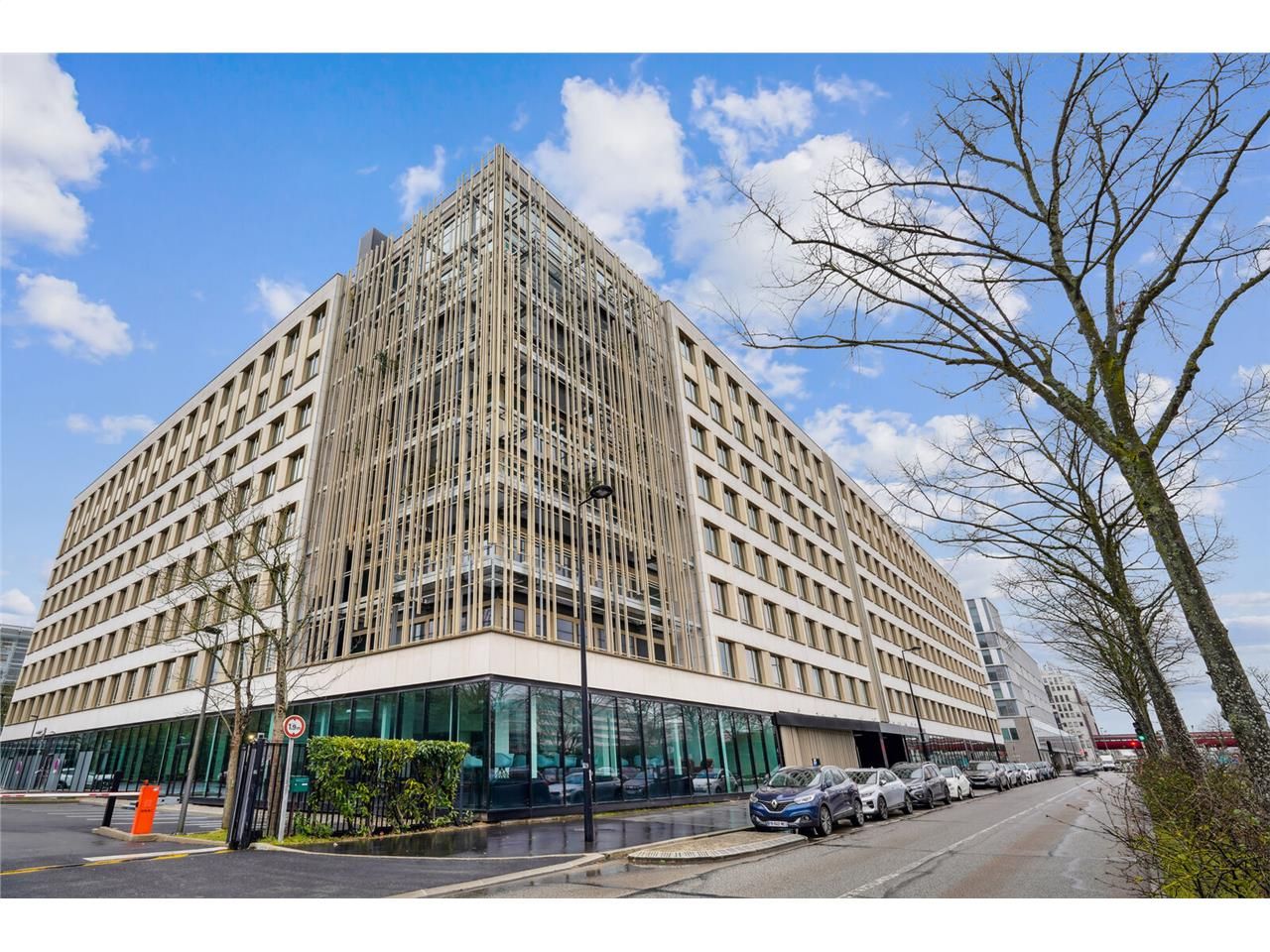 À louer - Bureaux rénovés à Montigny-le-Bretonneu