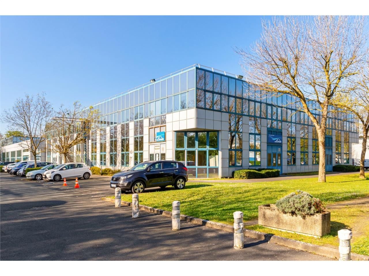 Nous vous proposons à la location un ensemble de 