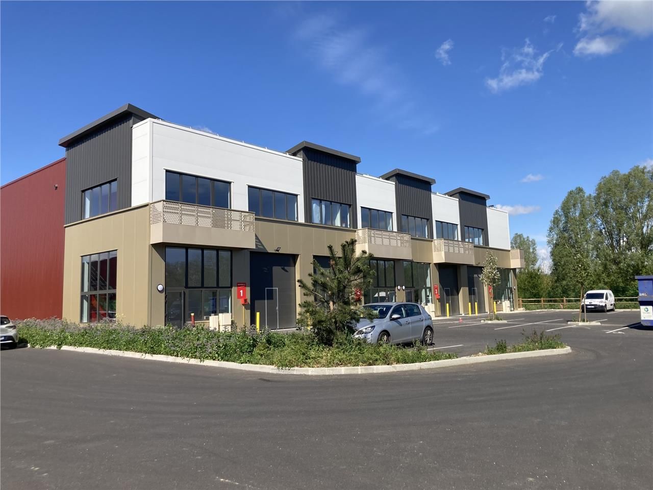 Nous vous proposons à la location des locaux d'ac