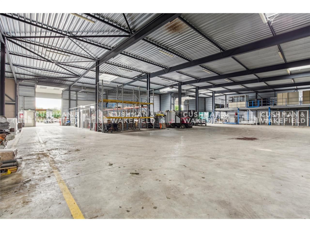 Situé dans le coeur dynamique de Montigny-le-Bret