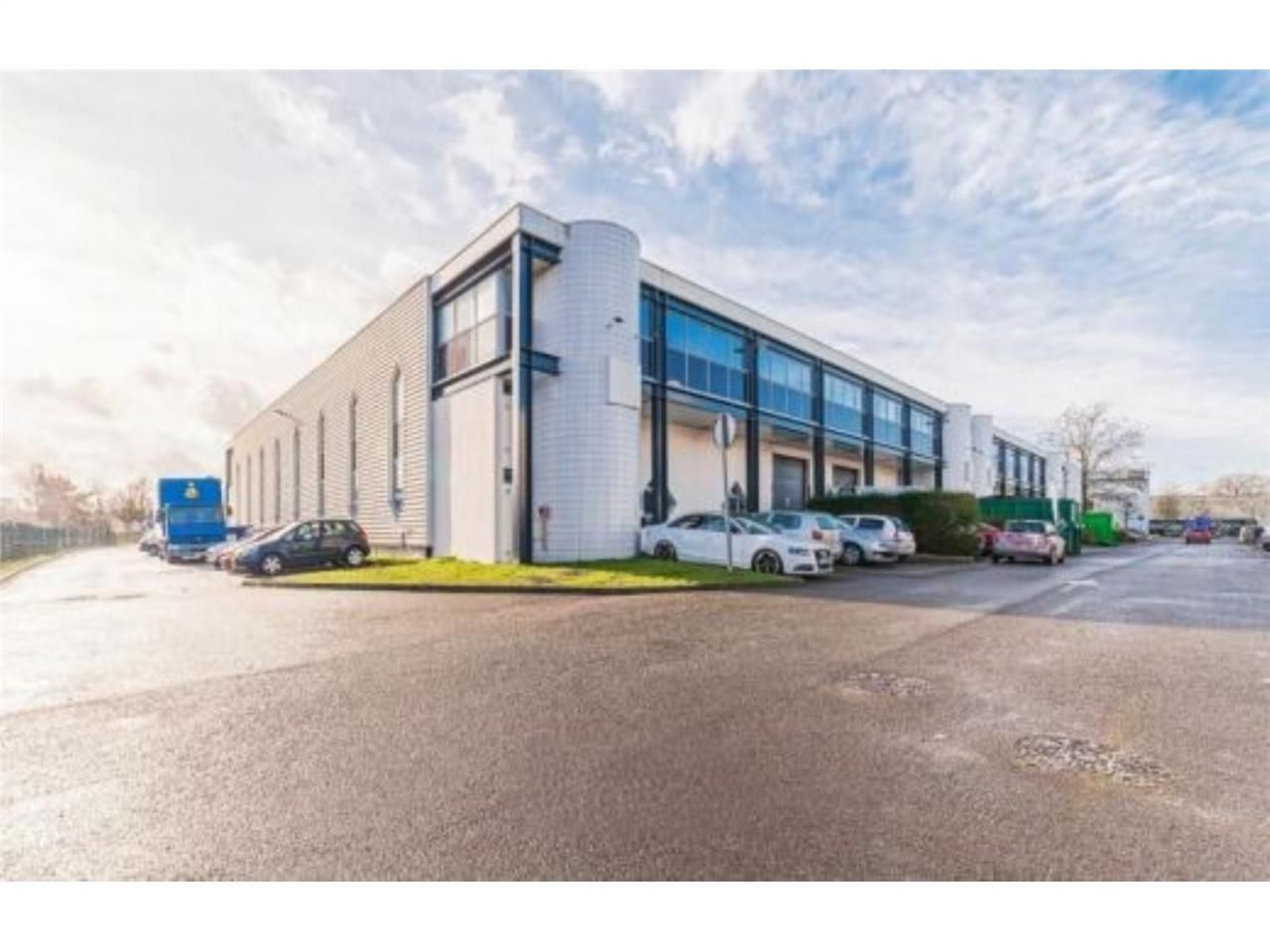 Nous vous proposons à la location des locaux d'ac