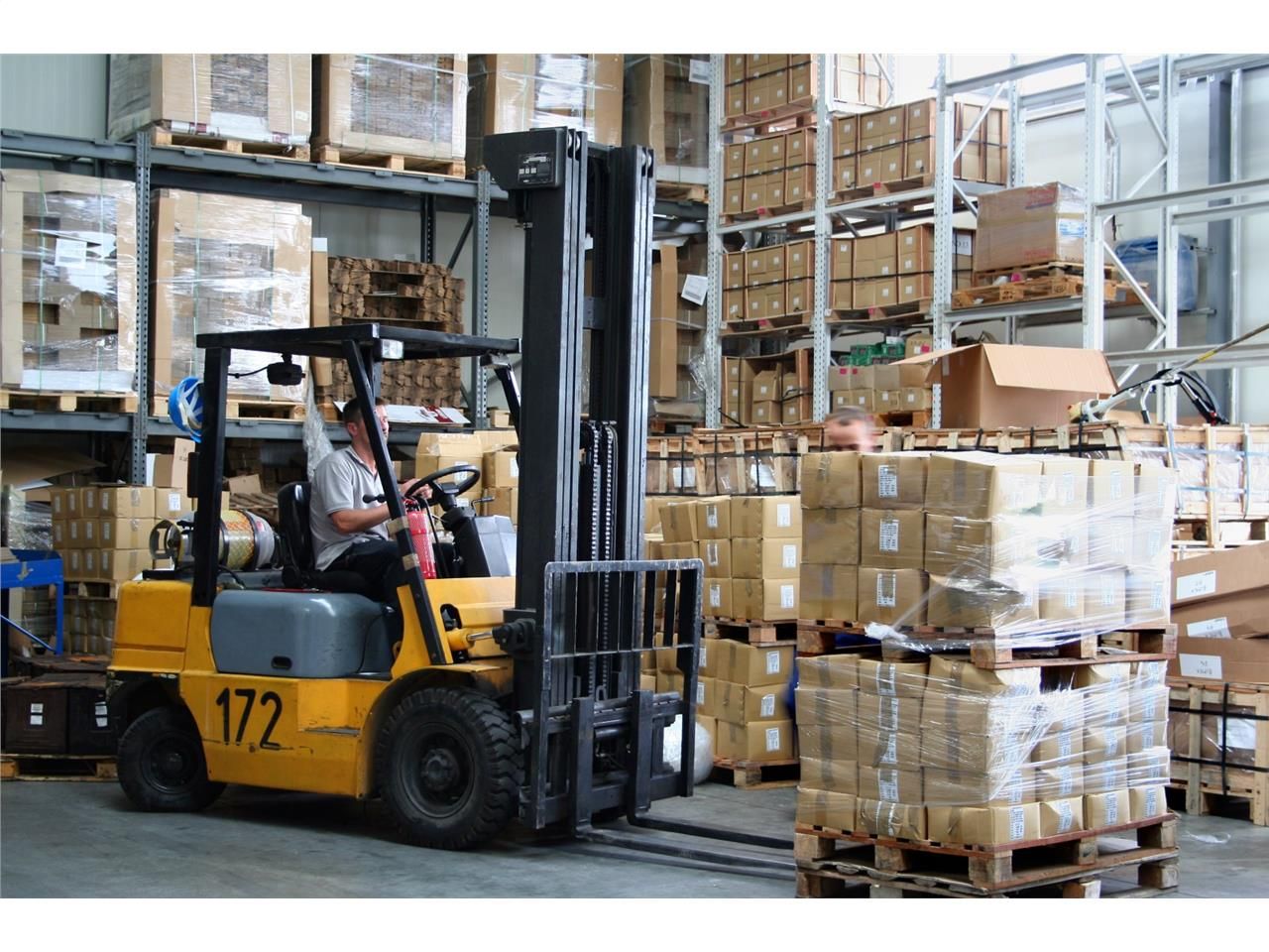 Activité à louer à Rungis.   Situé à seulement 7 