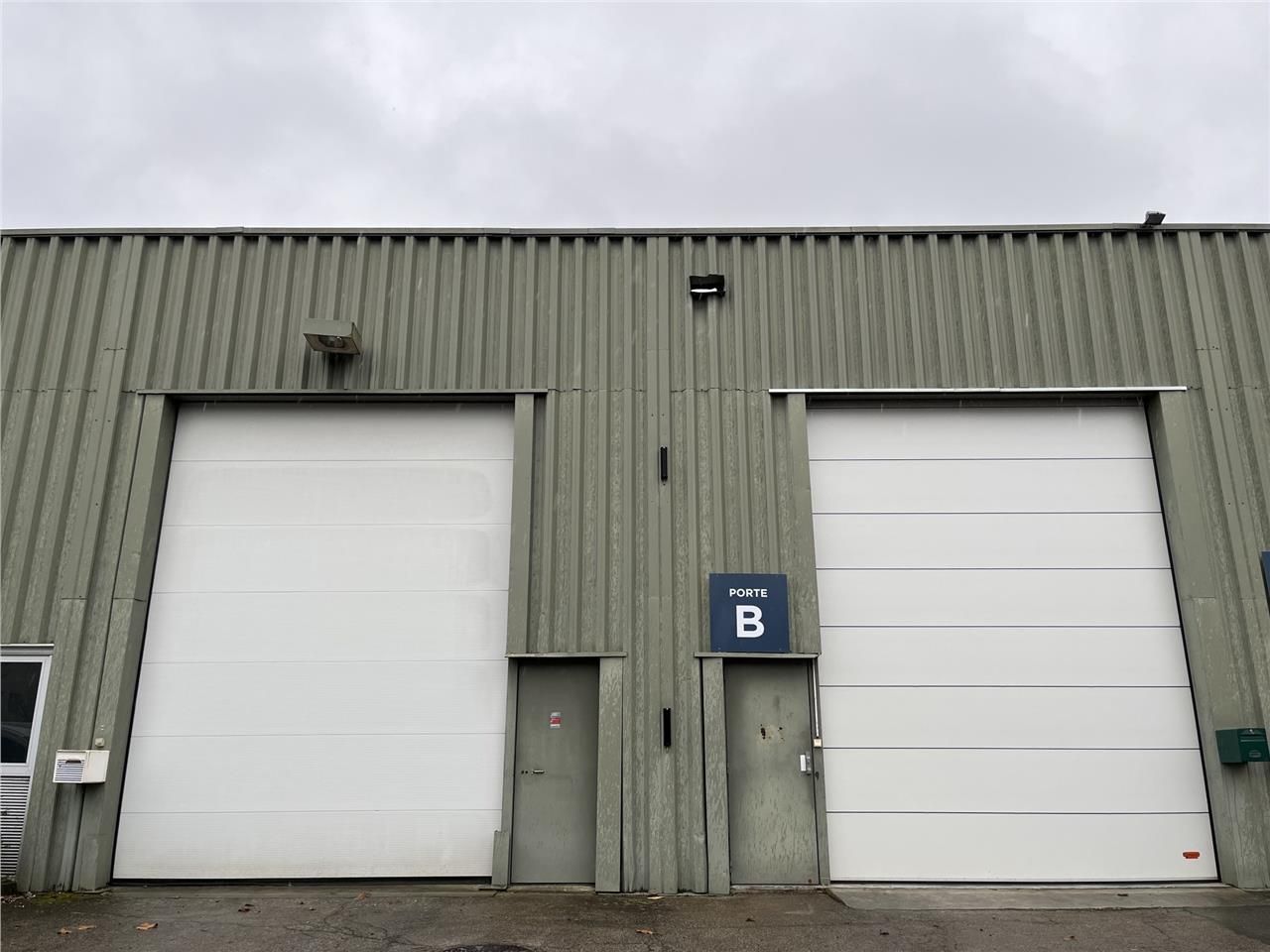 Idéalement situé au coeur de Trappes, dans un env