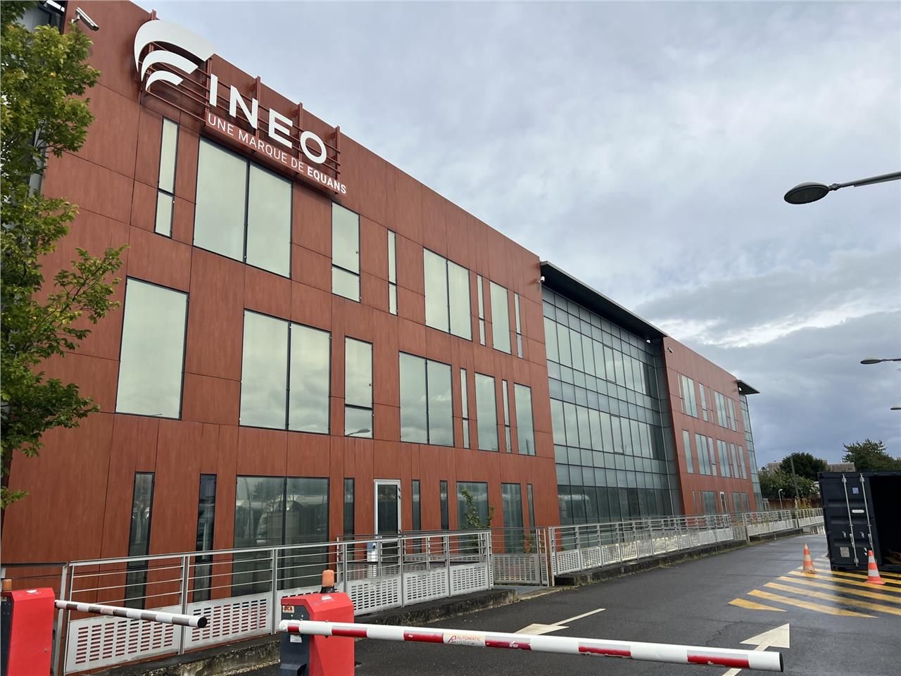 À louer à Vélizy-Villacoublay (78), dans le parc 