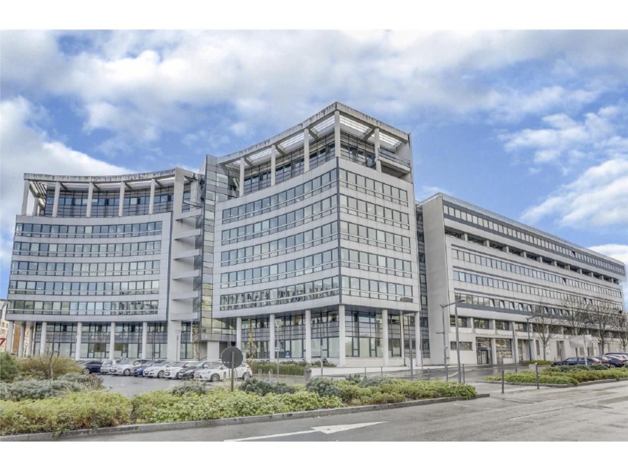 À la recherche d'un espace de bureau moderne et f