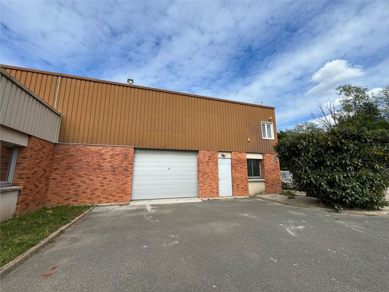 Découvrez ces bureaux à louer à Lisses, au coeur 