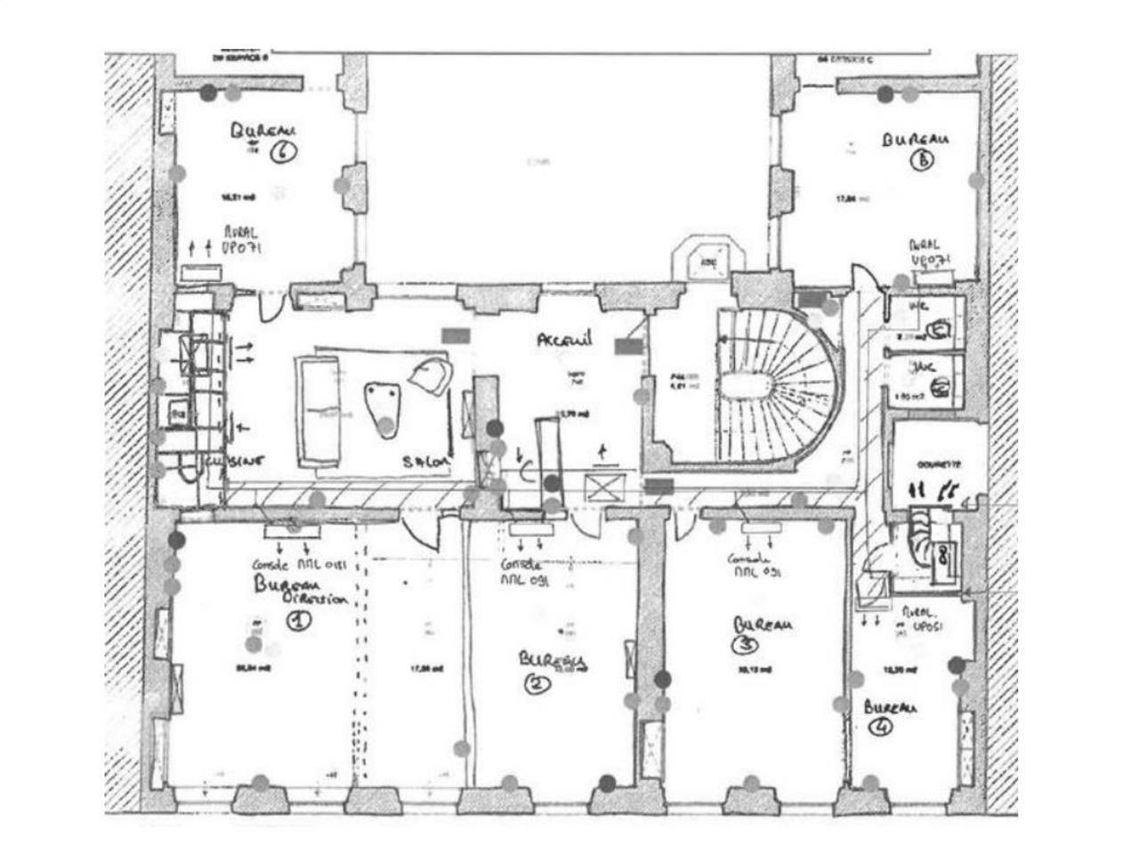 MADELEINE / AUBER - A proximité immédiate de la p