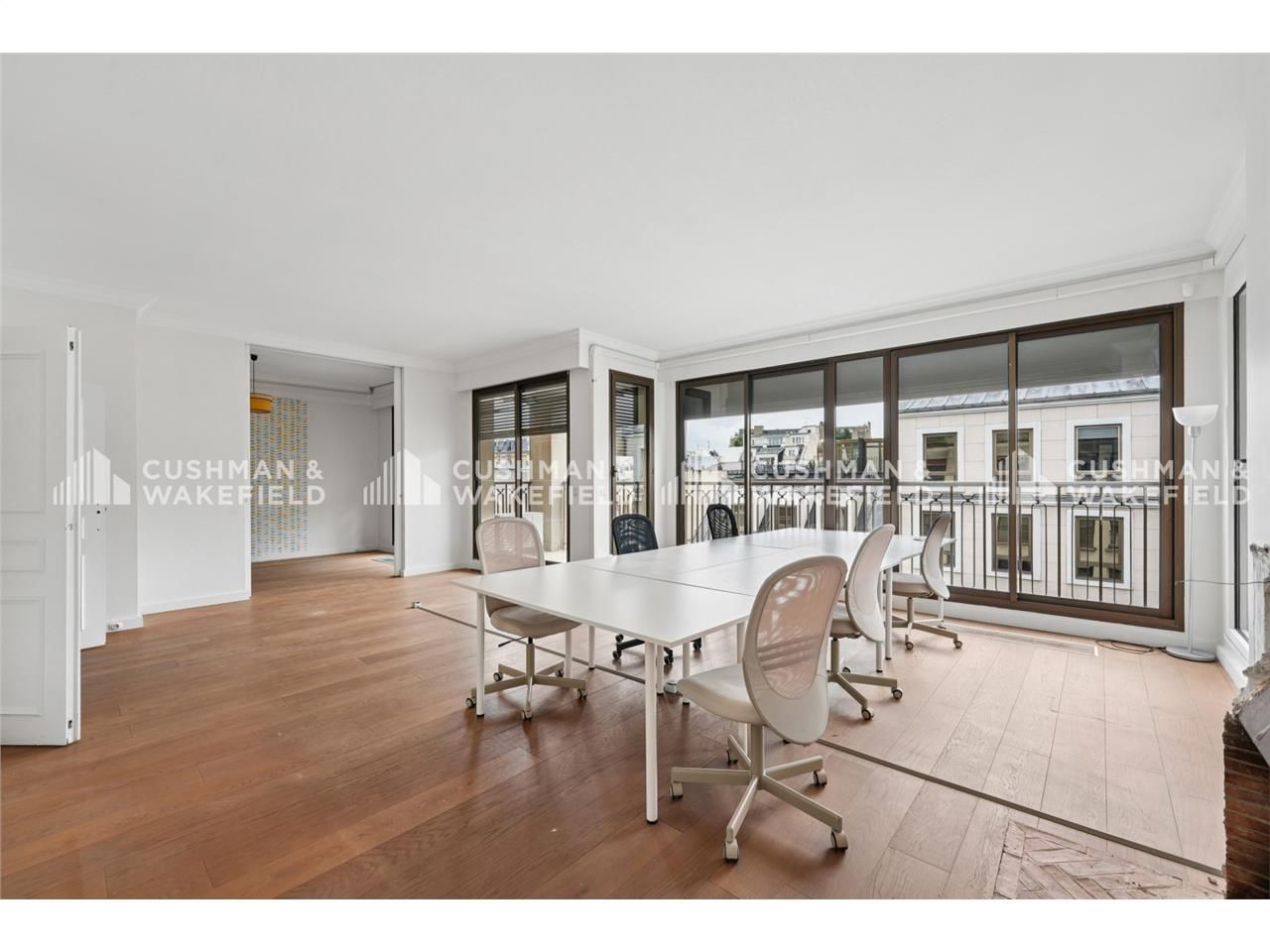 Neuilly-sur-Seine / A proximité immédiate du métr