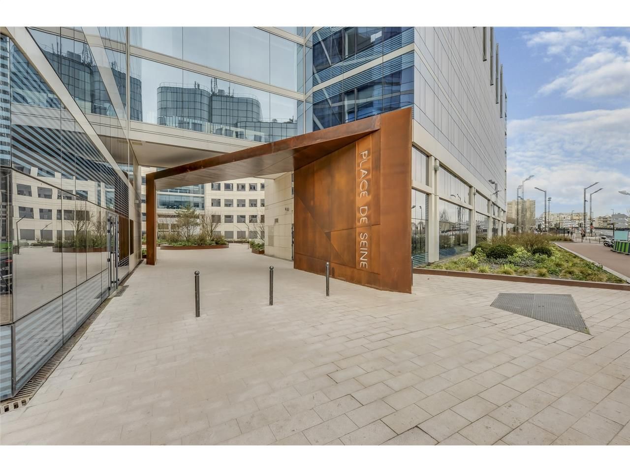 Cushman & Wakefield vous propose des bureaux d'ex