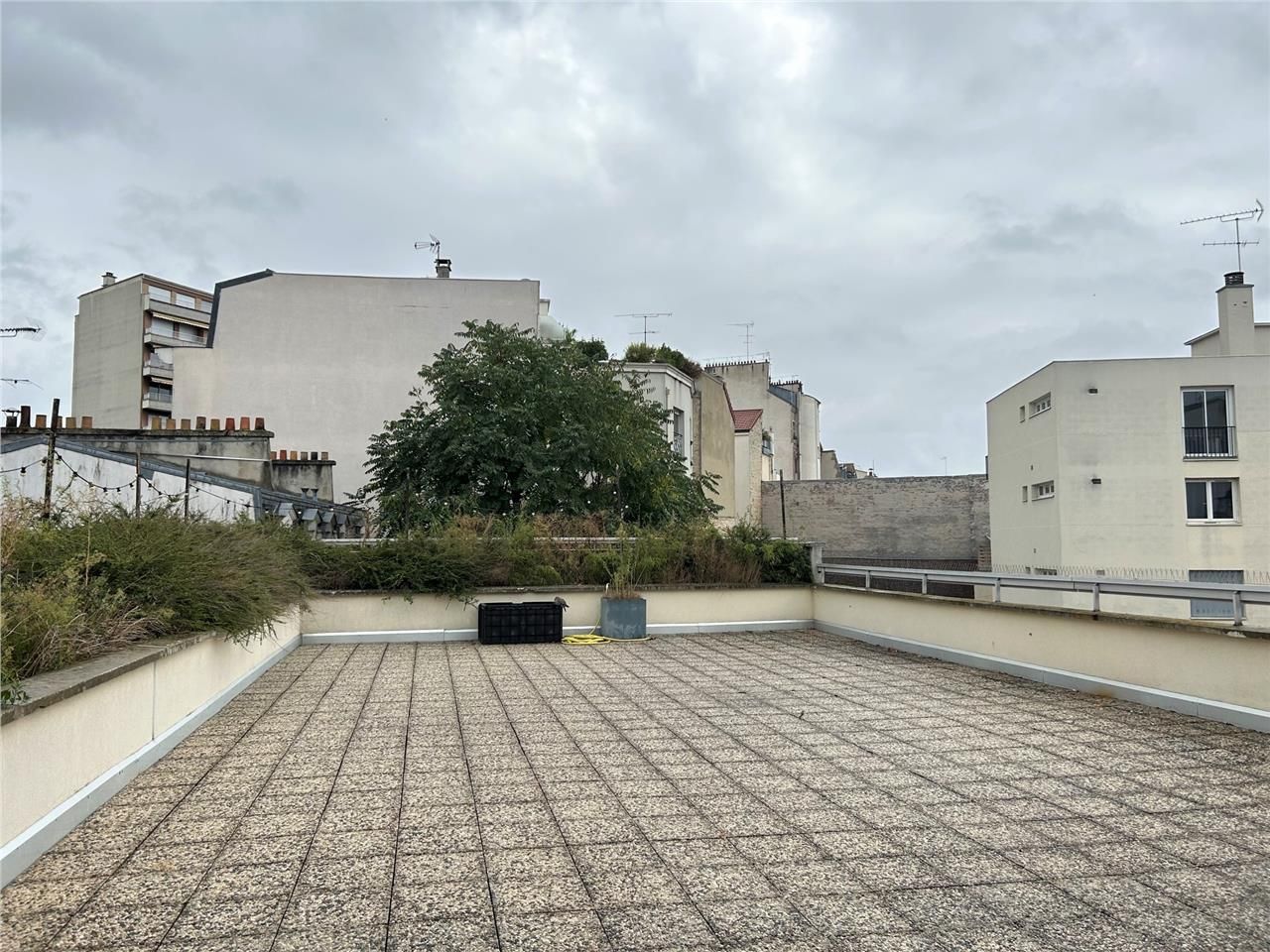 Cushman & Wakefield vous propose 175 m² de bureau