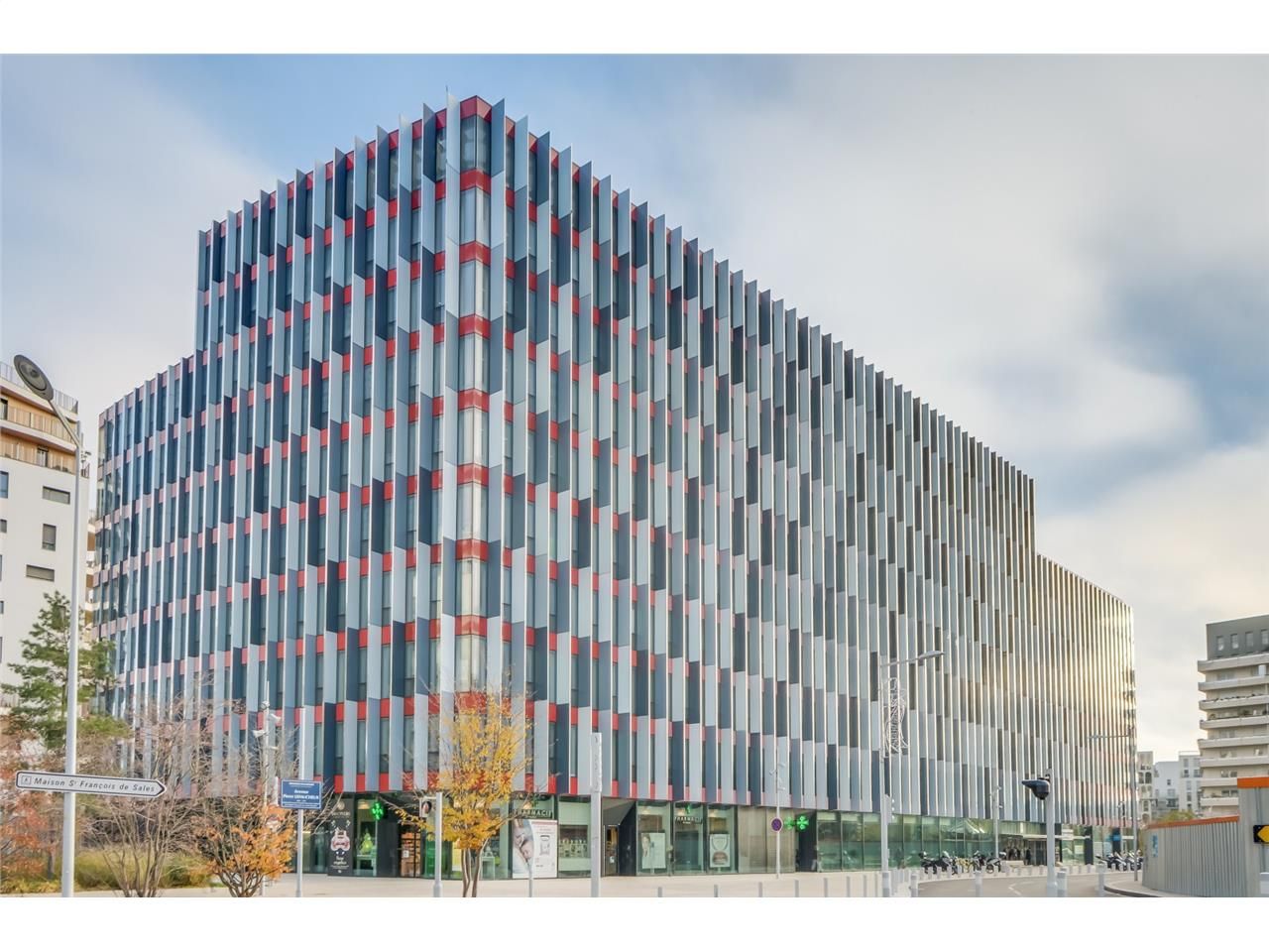 BUREAUX A LOUER - BOULOGNE  L'immeuble Kinetik bé